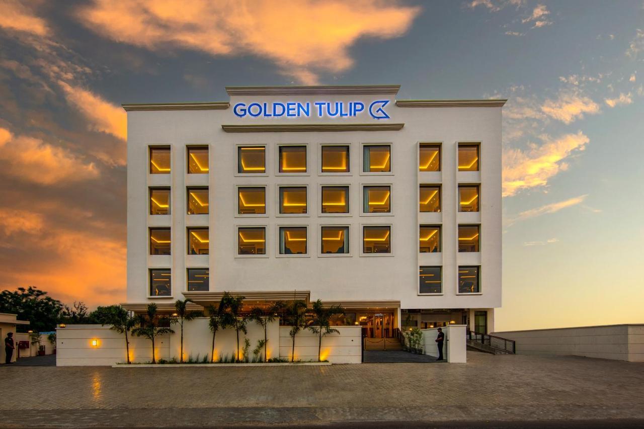 Golden Tulip Jalandhar Hotel Exterior photo